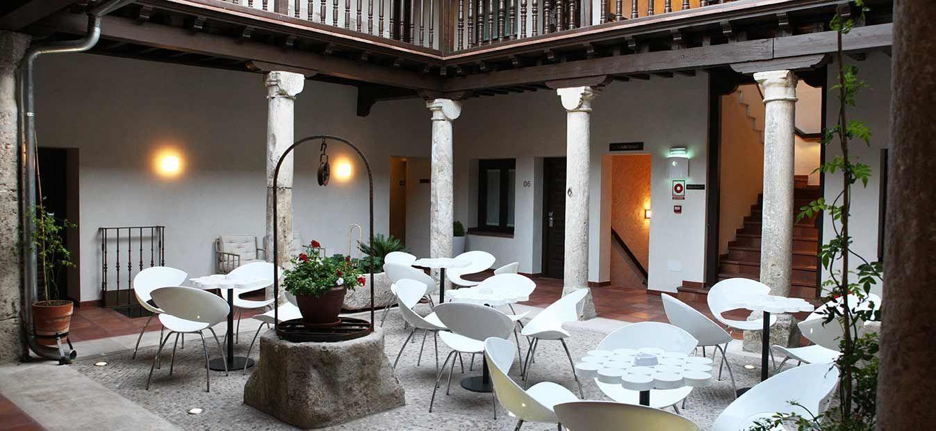 Evenia Alcala Boutique Hotel Alcala de Henares Luaran gambar